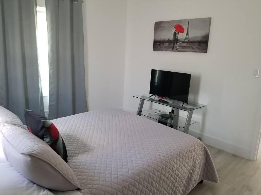 My Lovely Home In Miami 15 Minutes From The Beach Екстер'єр фото